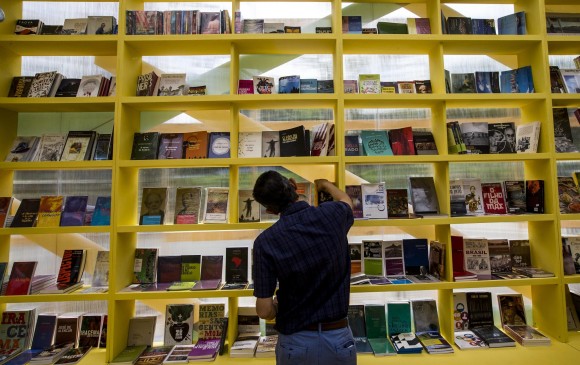 Este fin de semana podrá donar e intercambiar libros en Medellín. Foto: Jaime Pérez Munévar