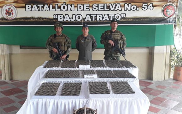 Militares descubrieron una caleta con municiones del Eln en Chocó. FOTO: Cortesía Ejército