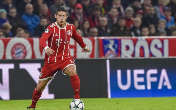 James Rodríguez tuvo varias opciones de gol y asistió a Corentin Tolisso para anotar el segundo tanto del Bayern. FOTO AFP