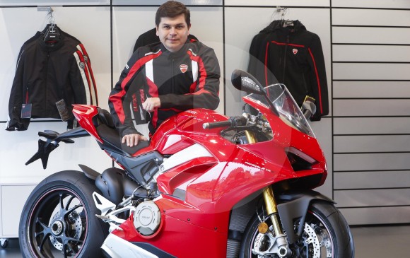 Andrés Jiménez, gerente de Ducamotocol la empresa importadora de Ducati en Colombia. FOTO Manuel Saldarriaga