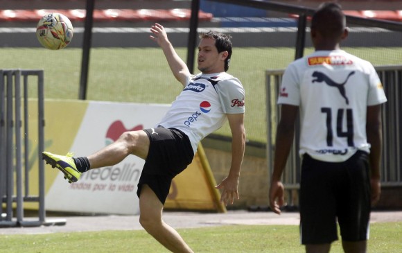 El argentino Hernán Hechalar sería novedad en el onceno titular del Medellín ante el Deportivo Cali. FOTO manuel saldarriaga