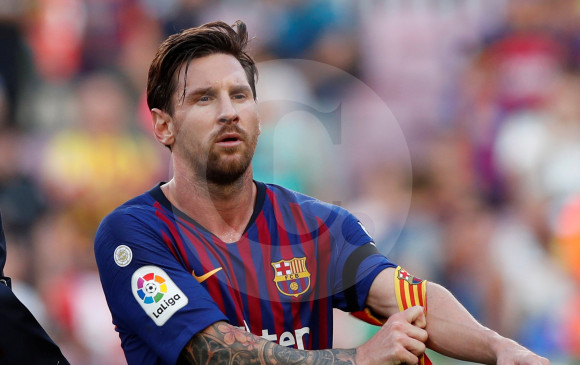 Lionel Messi fue suplente y al ingresar estrelló un balón en el palo. FOTO: REUTERS