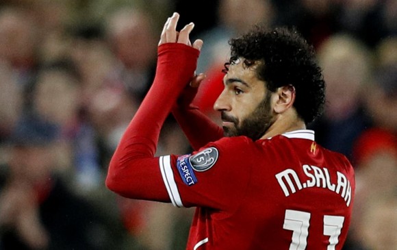 El egipcio Mohamed Salah confirma que pasa por un gran momento de su carrera, ayer hizo doblete ante Roma. FOTO reuters 