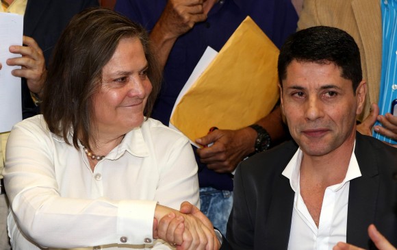 El precandidato Héctor Manuel Hoyos es la apuesta del bloque de la presidenta del Polo, Clara López. FOTO julio césar herrrera