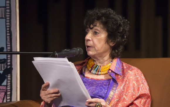 La escritora argentina recibió el galardón por su trayectoria literaria. FOTOS: EDWIN BUSTAMANTE