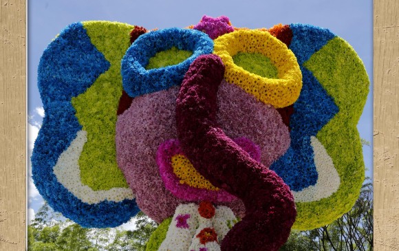 Los silleteros trabajaron esta semana en los Gigantes de flores, que están listos este lunes para el público. FOTO henry agudelo