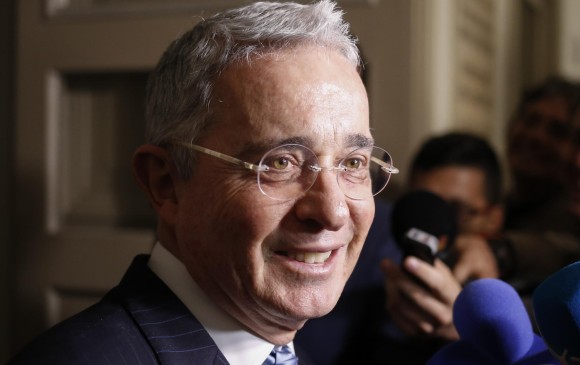 Uribe dijo que si uno de los precandidatos del CD sobresale en las encuestas se ahorrarían la consulta. FOTO COLPRENSA
