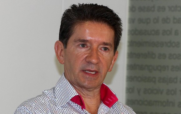 Con el 99.74 por ciento de las mesas escrutadas en el departamento, Luis Pérez recibió el apoyo de 814.021 personas. FOTO Julio César Herrera 