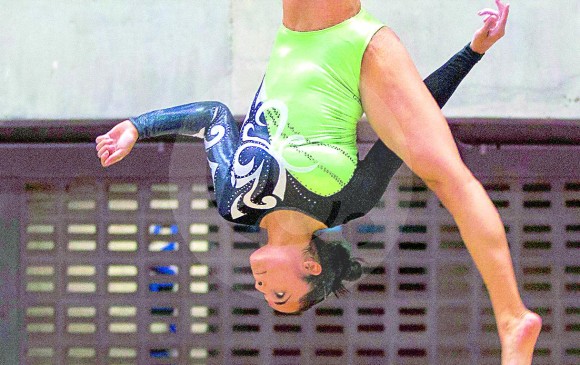 Ginna Escobar, una de las gimnastas que ilusionan en el panorama nacional. FOTO jaime pérez 