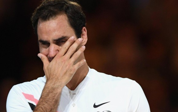 Federer lloró como niño tras ganar el Abierto de Australia