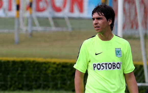 Zeballos jugó en 2013 para el equipo ecuatoriano y marcó un gol. FOTO JULIO CÉSAR HERRERA