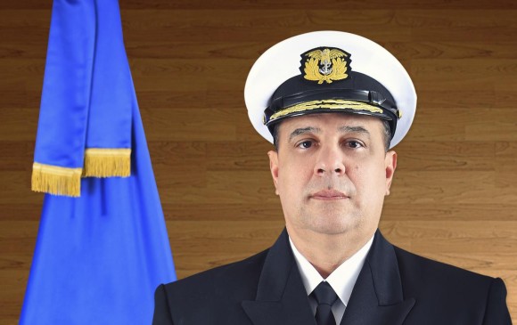 Almirante Leonardo Santamaría, comandante de la armada nacional