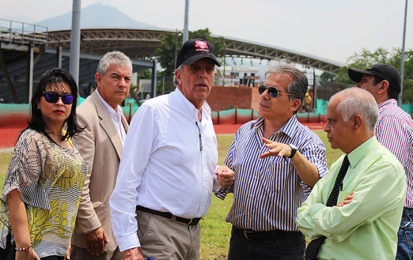 En la visita a los escenarios de los Juegos en Cali, dirigentes señalaron que en Chocó habrá respaldo deportivo. FOTO colprensa