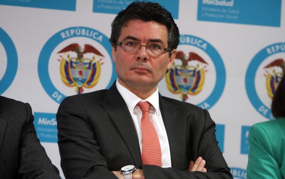 El ministro de Salud, Alejandro Gaviria, anunció un paquete de medidas para aliviar la situación del sector. FOTO: Colprensa