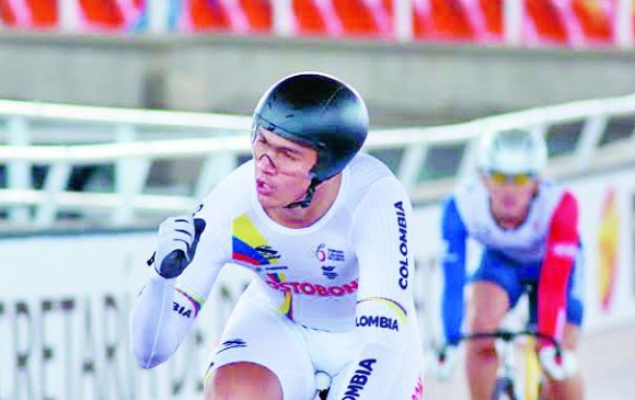 El antioqueño Fabián Puerta viene de correr en el EPM Medellín de Pista en Medellín, en el que triunfó al lado de Mariana Pajón. Es la carta nacional en Polonia. FOTO ÉDER GARCÉS