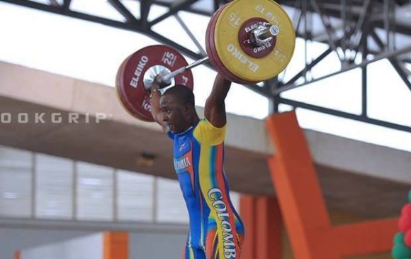 Lesman Paredes sorprendió el año pasado con sus tres oros en los Nacionales, en la división 105 kg. FOTO cortesía indervalle