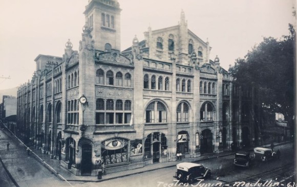 El Teatro Junín funcionó en el primer piso del edificio del Hotel Europa FOTOS jorge obando, archivo biblioteca pública piloto- cortesía cine colombia 