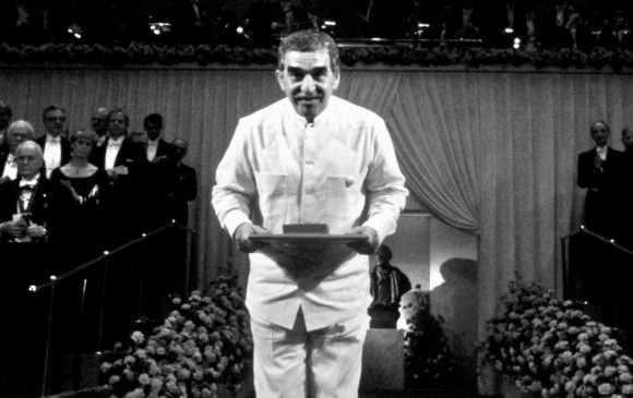 Guillermo Angulo dice que a algunos no les gustó el discurso de Gabo por político. “Esperaban que el poeta hablara solo de flores”, no de “miserias”. FOTO Archivo AFP