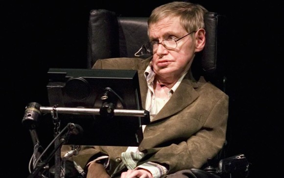Stephen Hawking es más conocido por sus ideas sobre el espacio, el tiempo y la esencia de la física teórica. FOTO: Reuters