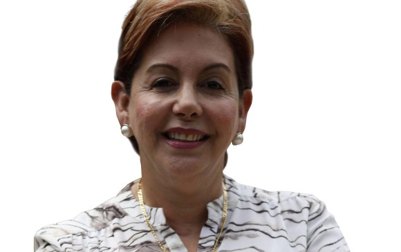 La directora Norha Salazar confía en el fortalecimiento de Comfamiliar Camacol. FOTO MANUEL SALDARRIAGA