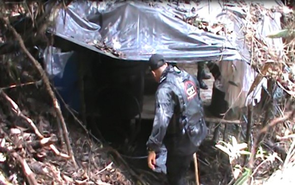Laboratorio clandestino para procesar cocaína, descubierto por las autoridades en la vereda La Pretel de San Pedro (2013). FOTO cortesía