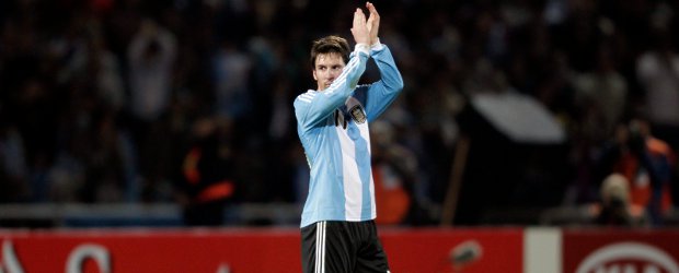 Messi, Pelé y Hugo Sánchez, elegidos Patrimonio Deportivo de la Humanidad | Reuters | De los tres, el argentino Lionel Messi es el único jugador activo.