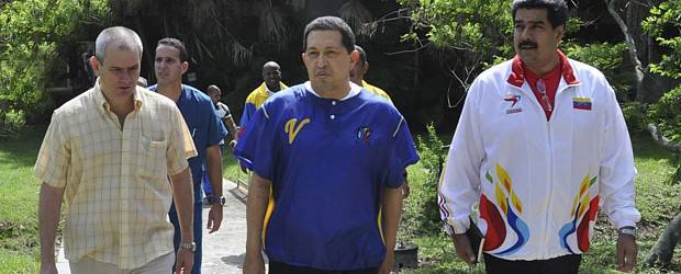 Hugo Chávez designó como su sucesor a Nicolás Maduro |