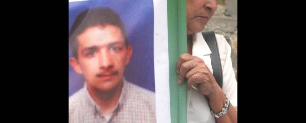 Muertos 50 defensores de d.h. en Latinoamérica en 2010 | Archivo | Colombia es uno de los países donde los defensores de derechos humanos sufren más agresiones. ONG documentan mil amenazas durante 2010.