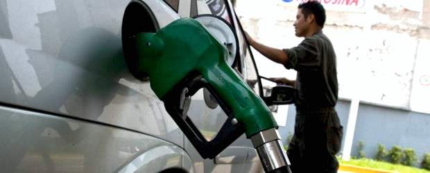 Precio de la gasolina podría llegar a 9 mil pesos en abril |