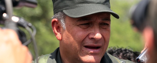 General Óscar Naranjo se queda en la Policía | Archivo