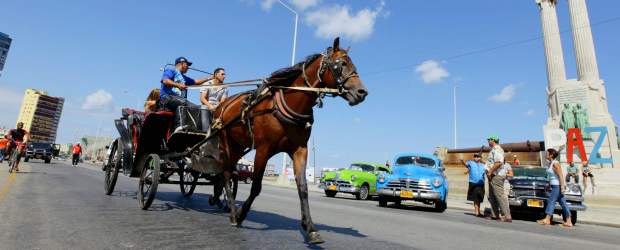 Dos millones de turistas han visitado a Cuba en lo que va de 2010 | Reuters | El sector crece un 3 por ciento respecto a igual periodo de 2009.