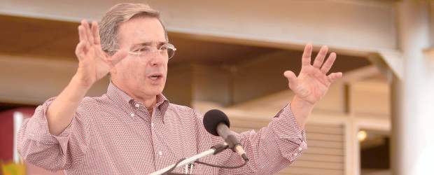 Uribe pide captura de "Cano" en su mandato | Cortesía Presidencia | El presidente Álvaro Uribe pidió intensificar ofensiva contra las Farc.