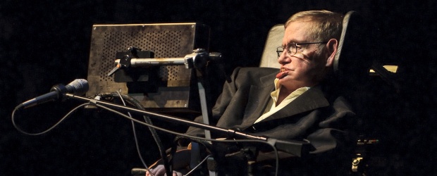 Stephen Hawking ve "perfectamente racional" aceptar la vida extraterrestre | AP