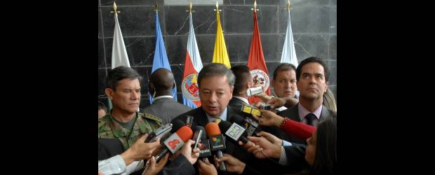 Ministro de Defensa | Colprensa, Bogotá | El Ministro de Defensa y el CICR no precisaron fechas para las liberaciones pero aseguraron que avanzan en la definición del protocolo de seguridad.