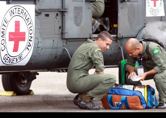 Ra&#250;l Palacios, enviado especial Colprensa - Como es tradicional realizaron el chequeo de los elementos necesarios para la misi&#243;n humanitaria.