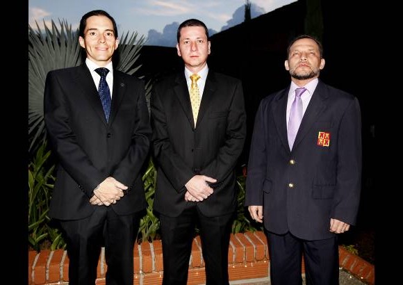 Fotos: Julio C&#233;sar Herrera - Jos&#233; Luis Montoya, John Fredy Fl&#243;rez y John Fredy Ortiz.