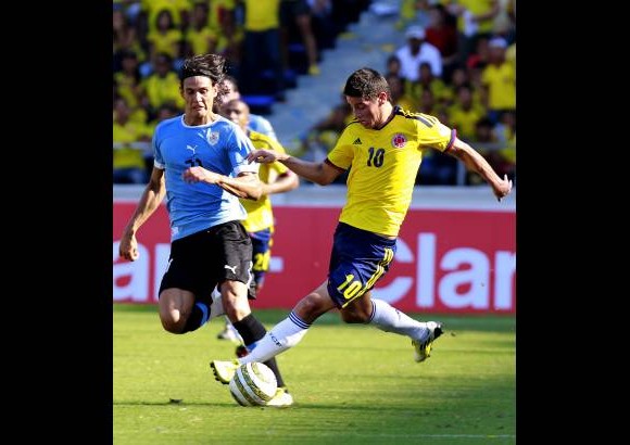 Colprensa - Aunque la selecci&#243;n colombiana perdi&#243; por instantes el manejo de la pelota, Uruguay no tuvo la claridad ofensiva ni la fortuna para definir frente a la porter&#237;a de Ospina, pese a algunas fallas de la defensa local.