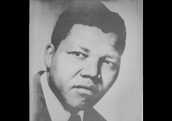 Reuters - El l&#237;der sudafricano fue conocido en su pa&#237;s como Madiba, nombre que le fue otorgado por los ancianos del clan Madiba de la etnia xhosa.
