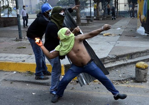 AFP - Esta semana tambi&#233;n se han dado enfrentamientos en Venezuela.