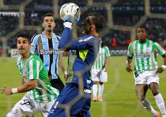 FOTO JAIME P&#201;REZ - Los verdes no conocen el triunfo ante el conjunto brasile&#241;o en la Copa Libertadores. De cuatro partidos, han ca&#237;do en tres y solo han conseguido un empate.