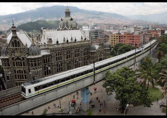 Foto: archivo El Colombiano - El metro es el s&#237;mbolo del avance de Medell&#237;n en los &#250;ltimos 20 a&#241;os.