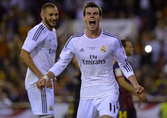 FOTO AFP - Ante la ausencia del astro Cristiano Ronaldo, Gareth Bale se visti&#243; de h&#233;roe para conquistar el primer t&#237;tulo en su carrera.