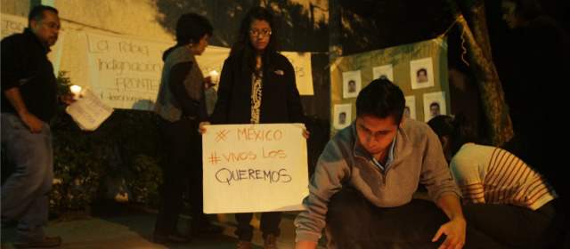 Eurocámara condena la desaparición de los 43 estudiantes en México | FOTO REUTERS