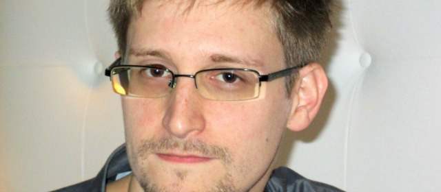 Snowden pide prórroga de su asilo político temporal en Rusia