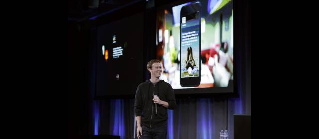 No hubo teléfono, pero sí Facebook para llevar | La presentación de Facebook Home fue en Menlo Park, California. Además se presentó el nuevo teléfono inteligente de HTC con Android, que ya viene con la aplicación de la red social. FOTO AP