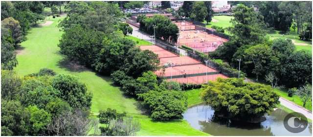 El verde que le hace falta a Medellín | En el club El Rodeo ven analistas urbanos la posiblidad más factible de Medellín para tener un gran parque. FOTO DONALDO ZULUAGA