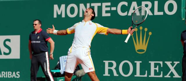 Djokovic puso fin al reinado de Nadal | El tenista serbio Novak Djokovic logró ayer su primer título en el torneo de Montecarlo. FOTO AP