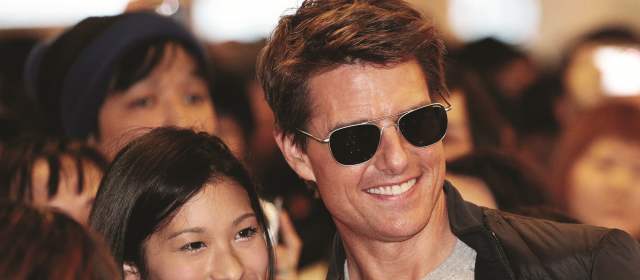 Tom Cruise estaría saliendo a escondidas con la actriz Laura Prepon