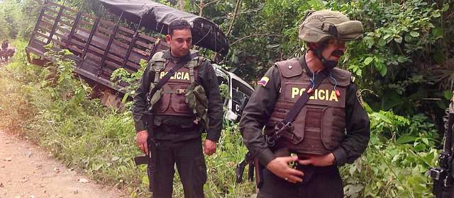 Coca y familia, el pacto de la guerrilla y las bacrim | El general Rodolfo Palomino estuvo en la zona donde las Farc y "los Urabeños" atacaron los 14 policías. FOTO POLICÍA NACIONAL.