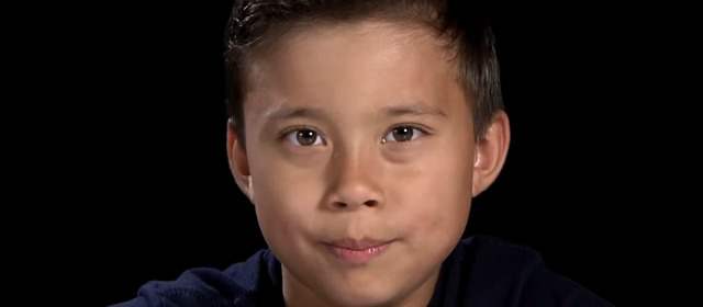 Evan, el niño de 8 años que gana millones de dólares por sus videos |
